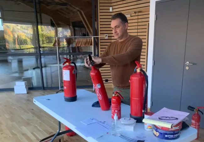 Révision d’extincteur à  Glières-Val de Borne Mat-Sec à Glières-Val de Borne pour un révision d'extincteur
